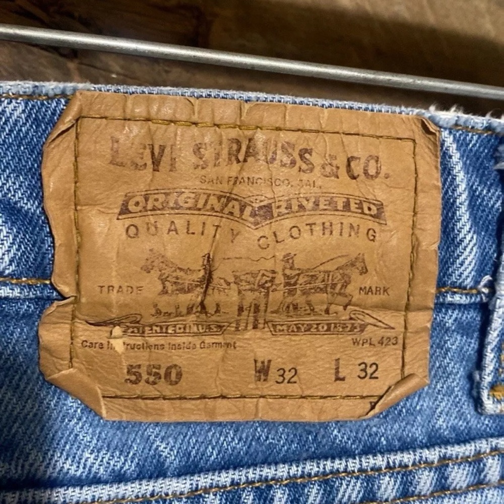 Vintage 90's Levis Jeans Mens 32X32
Denim 550 Relaxed Tapered 90s Orange
Tab - Picture 4 of 8